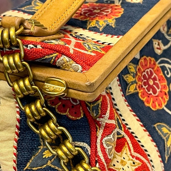 Tory Burch Tapestry Embroidered Barrel Bag Floral Carpet Navy Red Gold GUC - Picture 4 of 14